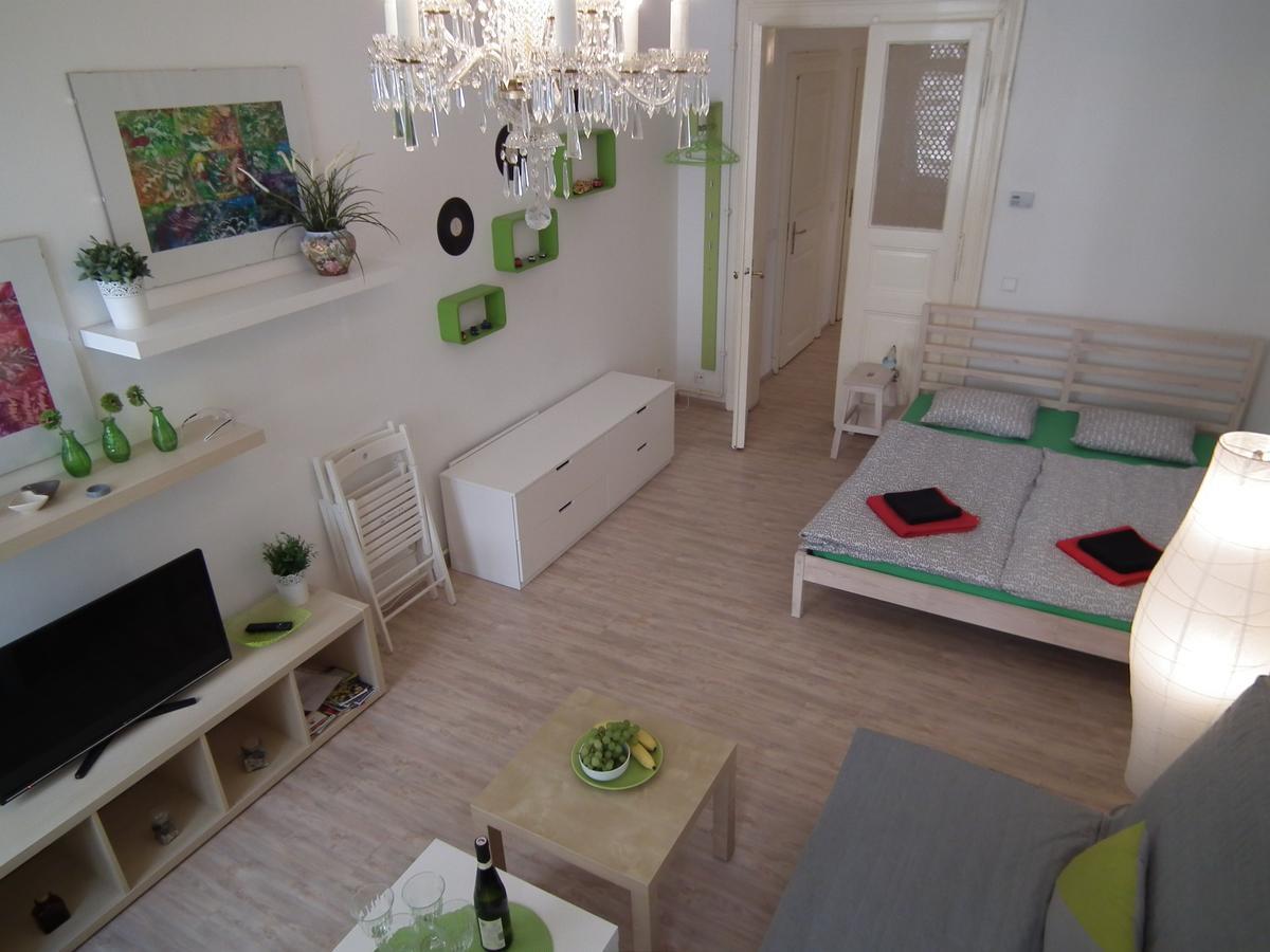 Apartment In The Centre Prag Exteriör bild